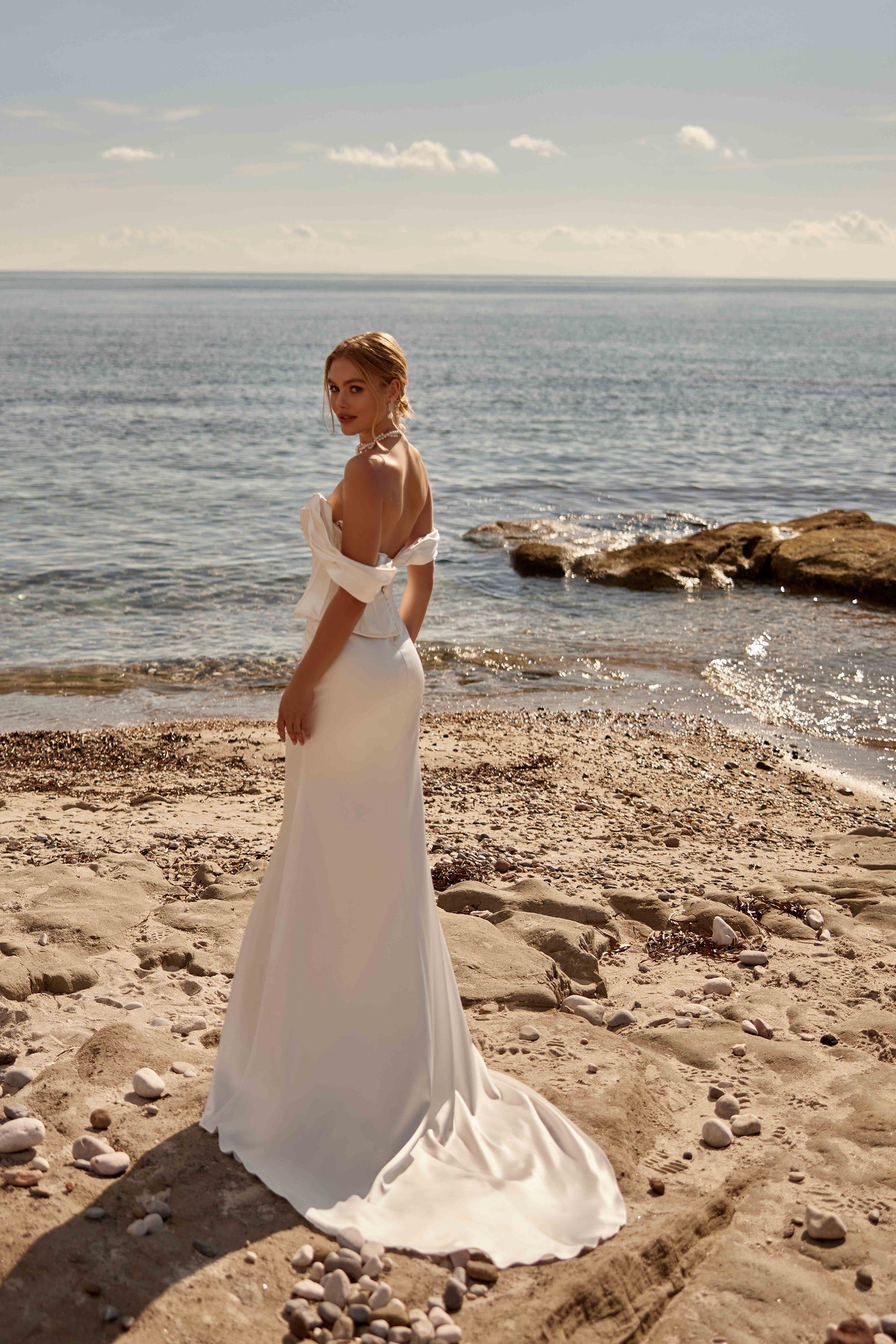 Heart-neckline, off-the-shoulder, corseted satin fishtail wedding dress - 25201