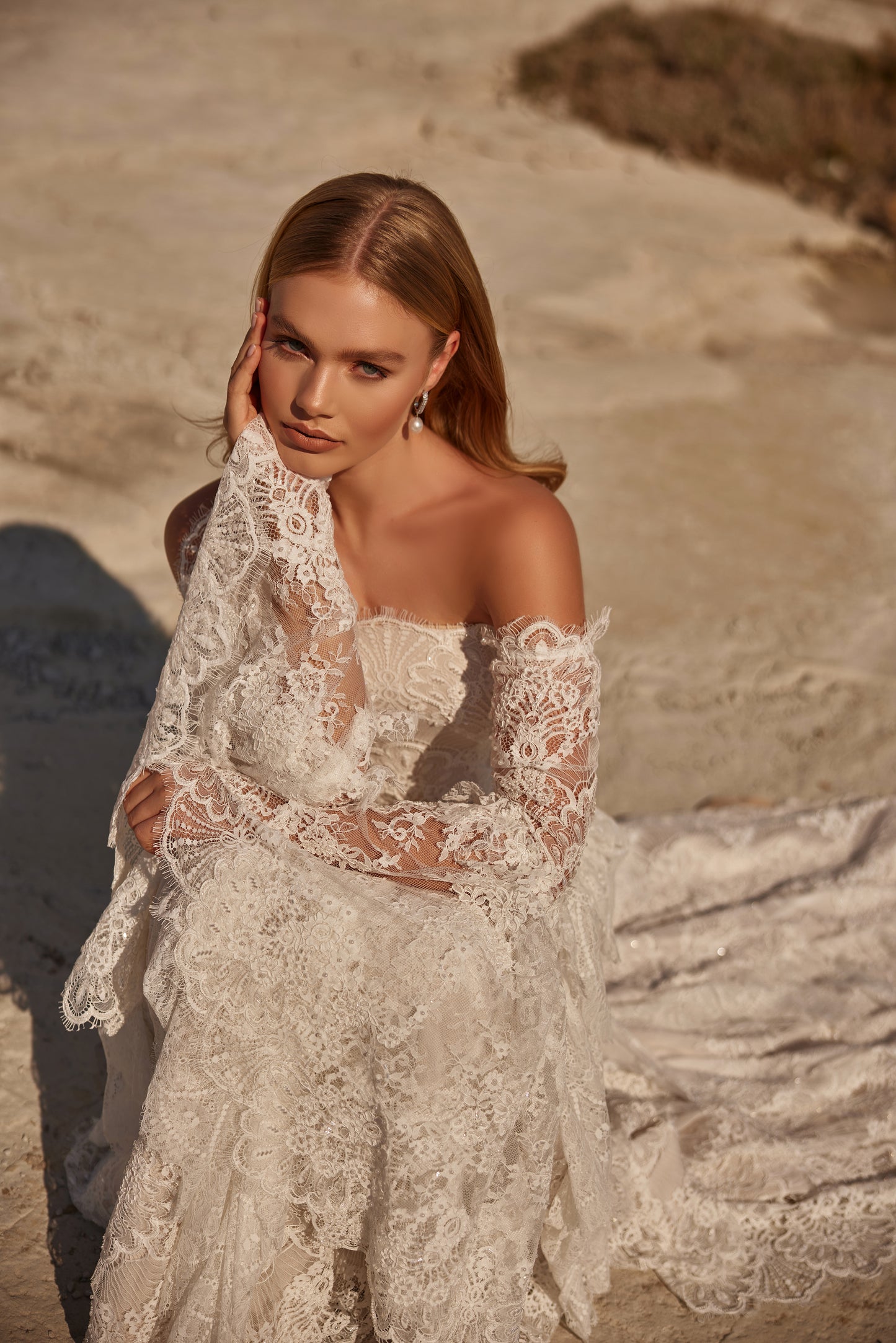 Staplez Full Lace Detachable Sleeve with Geometric Cut Modern Helen Wedding Dress - 25206