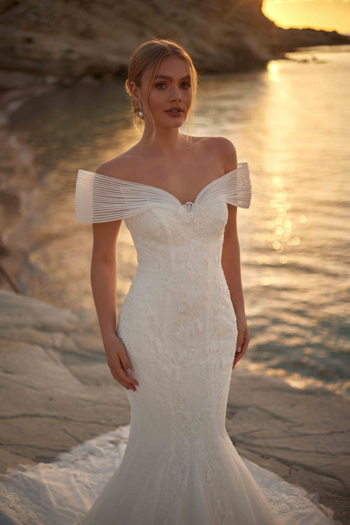 Load image 1 in gallery view. Madonna Neckline Lace Full-Length Fishtail Wedding Dress - 20B216