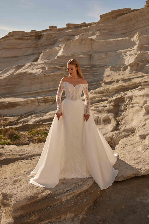 Load image 1 in gallery view. Heart-neck, long-sleeved, fully embroidered lace wedding dress with a detachable tulle skirt in a mermaid style - 25181