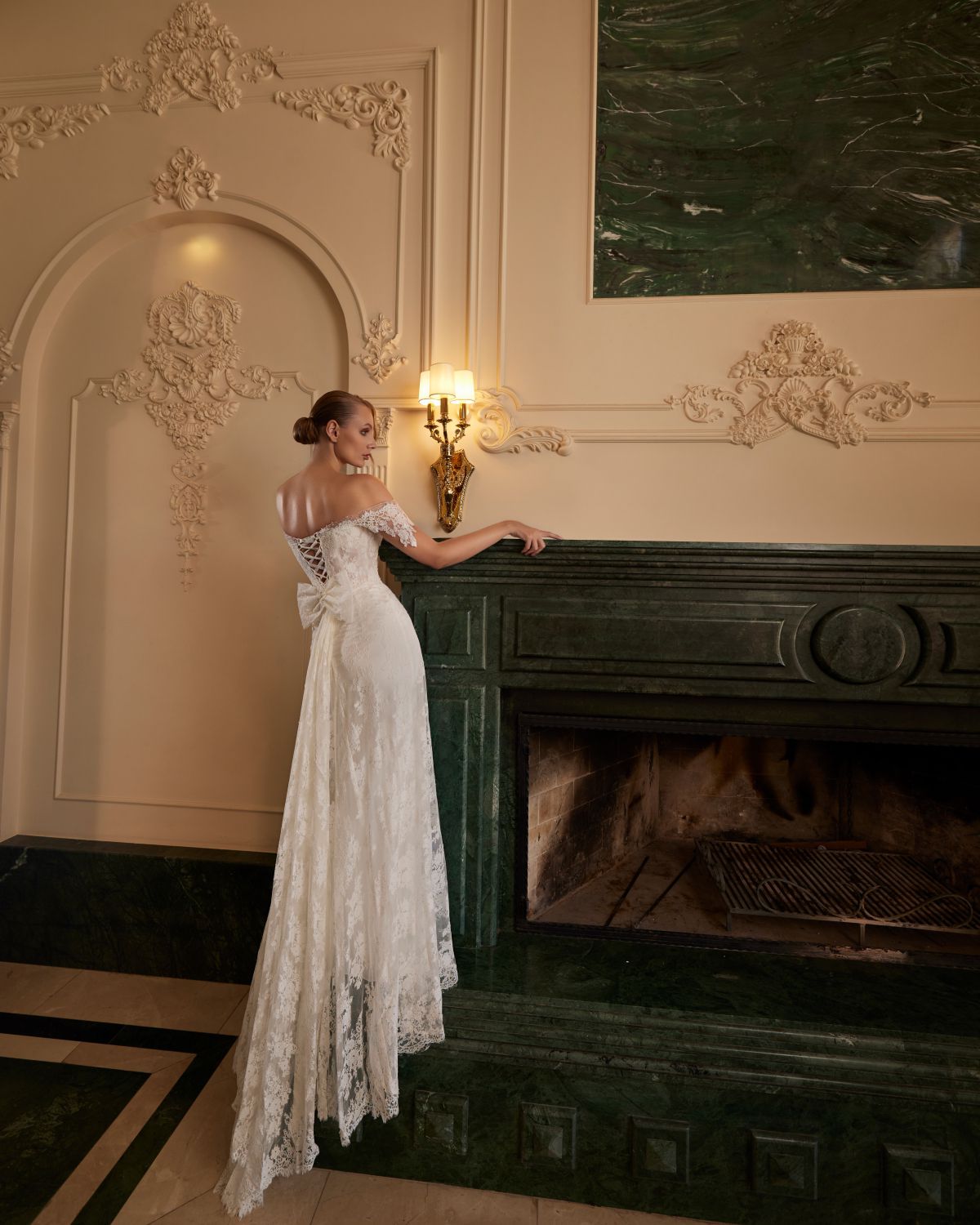 Heart-Neckline Sheer Corset-Style Off-the-Shoulder Full-Lace Slit Half-Fishtail Wedding Dress - 20B121