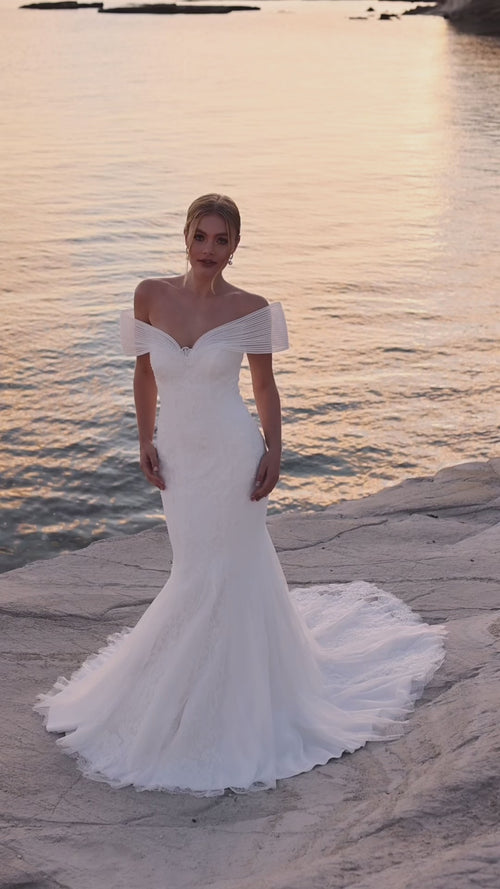 Load image 1 in gallery view. Madonna Neckline Lace Full-Length Fishtail Wedding Dress - 20B216